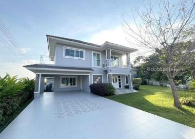 2-story single house with 4 bedrooms and 4 bathrooms in a project near an international school.