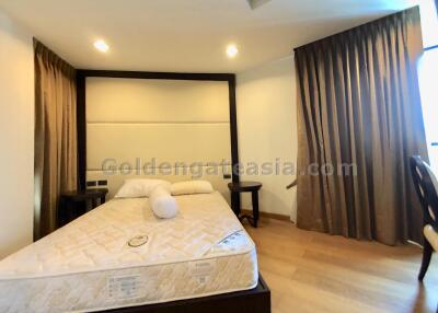 2 Bedrooms Furnished Condo on high floor at Sathorn Gardens