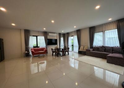 Spacious living room with ample seating