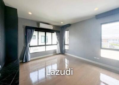 4 Bedroom 3 Bathroom 210 SQ.M Burasiri Bangna