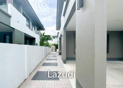 4 Bedroom 3 Bathroom 210 SQ.M Burasiri Bangna