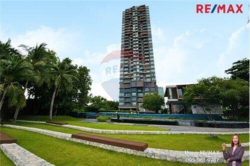 33 Sqm., 1 Bed Condo listed for ฿ 3,190,000.