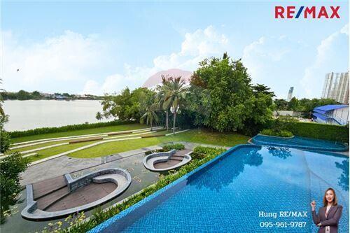 33 Sqm., 1 Bed Condo listed for ฿ 3,190,000.