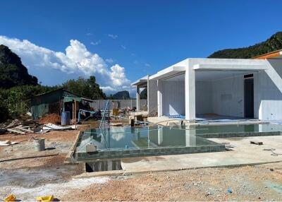 Luxurious pool villas near Ao nang beach