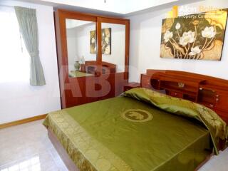 2 bedroom Condo in Jomtien Shining Star Jomtien