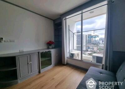 2-BR Condo at Baan Pathumwan near BTS Phaya Thai