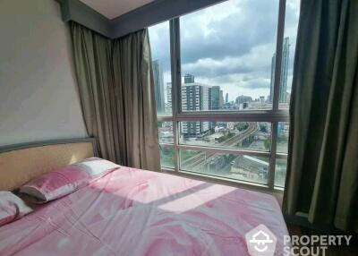 2-BR Condo at Baan Pathumwan near BTS Phaya Thai