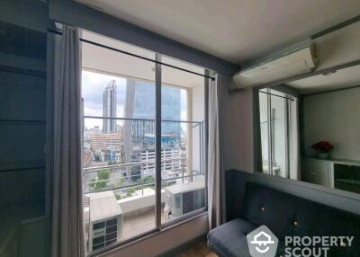 2-BR Condo at Baan Pathumwan near BTS Phaya Thai