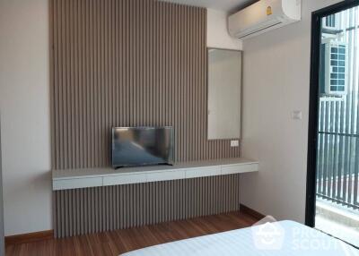 2-BR Condo at Supalai Premier Charoen Nakhon near BTS Krung Thon Buri