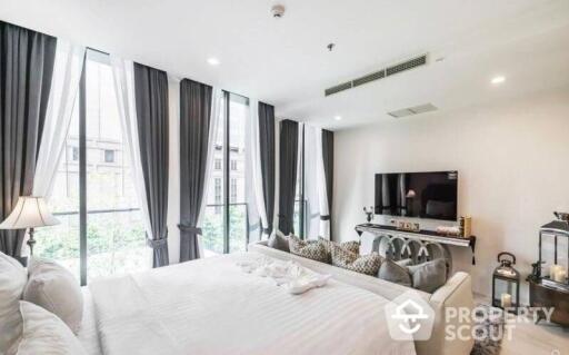 1-BR Condo at Noble Ploenchit near BTS Phloen Chit (ID 511784)