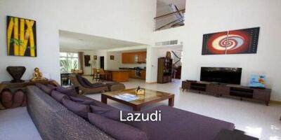 Modern 2 Storey 4 Bed Villa with Pool