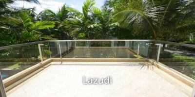 Modern 2 Storey 4 Bed Villa with Pool