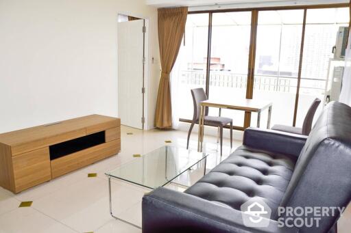 2-BR Condo at Diamond Tower Condominium near BTS Chong Nonsi