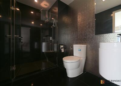 RHYTHM Sukhumvit 36-38 BTS THONG LO 2 Bed 2 Bath  C2305080102