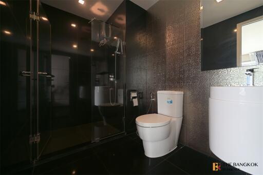 RHYTHM Sukhumvit 36-38 BTS THONG LO 2 Bed 2 Bath  C2305080102