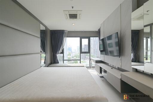 RHYTHM Sukhumvit 36-38 BTS THONG LO 2 Bed 2 Bath  C2305080102