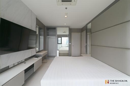 RHYTHM Sukhumvit 36-38 BTS THONG LO 2 Bed 2 Bath  C2305080102