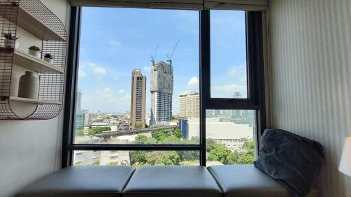 1-Bedroom Condo BTS Ekkamai Sukhumvit 42