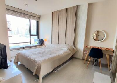 1-Bedroom Condo BTS Ekkamai Sukhumvit 42