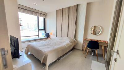 1-Bedroom Condo BTS Ekkamai Sukhumvit 42