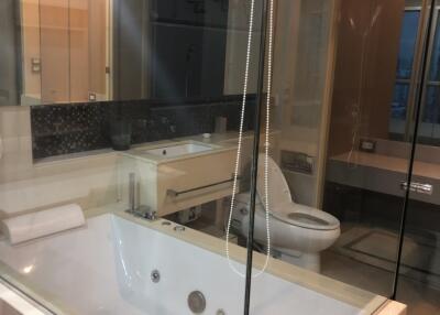 1-Bedroom Condo Asoke Phetchaburi