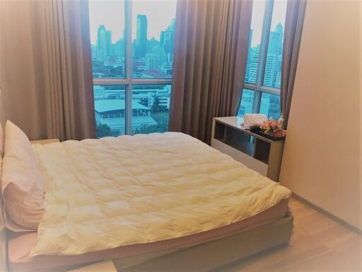 Condo Asoke High Floor