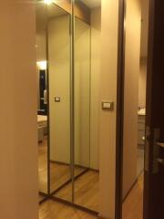 Condo Asoke High Floor