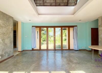 3 Bedroom House for Sale. Large land of 2 Rai 2 Ngan 38 wah. Paphai, Sansai ,Chiang Mai