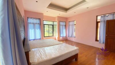 3 Bedroom House for Sale. Large land of 2 Rai 2 Ngan 38 wah. Paphai, Sansai ,Chiang Mai