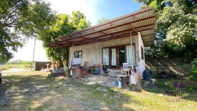 3 Bedroom House for Sale. Large land of 2 Rai 2 Ngan 38 wah. Paphai, Sansai ,Chiang Mai