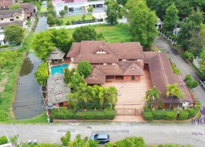 Grand 6 bedroom pool villa for sale in a great neighbourhood, Lanna Ville, near Meechok Plaza,  Sanphisuea, Muang ,Chiang Mai