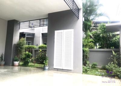 Beautifully furnished 4 bedroom house for rent at San Saran2 , Hang Dong ,Chiang Mai