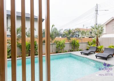 4 Bedroom 3 Bathroom NEW BUILD pool villa for sale at Proud Kwan Wiang,Rung Aroon Ville Moo Baan ,San Phak Wan, Hang Dong , Chiang Mai