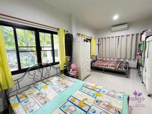 This lovely single storey home ,3 bedroom on 1 rai land in a semi rural area in San Kamphaeng, Chiang Mai