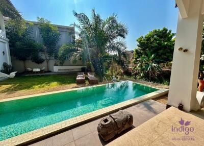 Luxury Custom-Built Pool Villa with 5 bedroom private swimming pool For Sale at Flora Ville, Chiang Mai