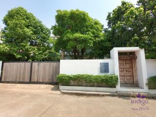 House for sale 5 bedroom near Meechock Plaza, Nongchom,Sansai,Chiang Mai