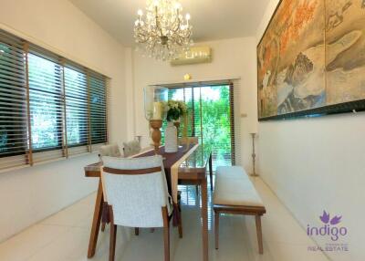 Attractive, classic-style residence with a private large garden in a peaceful neighbourhood close to Chiang Mai city.