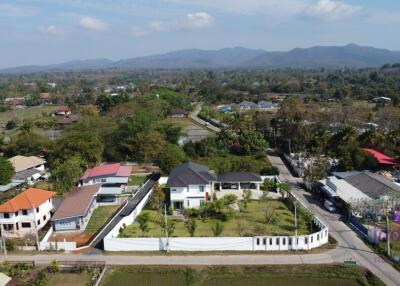 Brand new! Beautifully furnished 4 bedroom house for sale near Mae Jo Golf Course, Sansai, Chiang Mai.