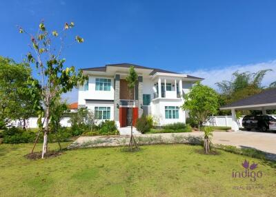 Brand new! Beautifully furnished 4 bedroom house for sale near Mae Jo Golf Course, Sansai, Chiang Mai.