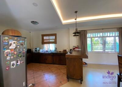 Beautiful 3 bedroom single storey pool villa with a large garden in a lovely gated community in San Kamphaeng, Chiang Mai