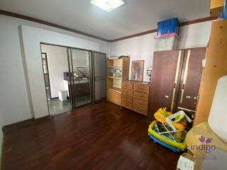 Renovations project! 3 Bedroom house  with a large yard for sale in San Kamphaeng