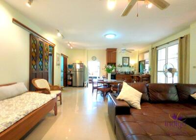 Very peaceful and quiet! Lovely 3 bedroom single storey home with a lovely and shady courtyard. Doi Saket, Chiang Mai.