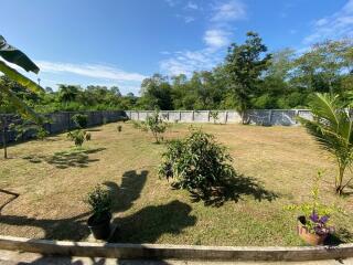 Beautiful property with 2 modern houses on a large plot of land in a semi-rural area in Doi saket, Chiang Mai.