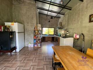 Beautiful property with 2 modern houses on a large plot of land in a semi-rural area in Doi saket, Chiang Mai.