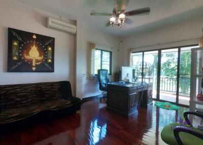 Beautiful Immaculate 5 Bedroom Family Home in Moo Baan Lanna Pinery Home, Hangdong, Chiang Mai.