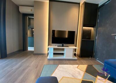 Brand new! Luxury 1 bedroom, beautifully furnished condo in the Night Bazaar Chiang Mai.