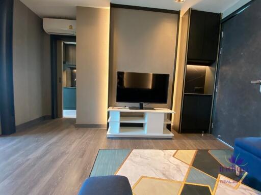 Brand new! Luxury 1 bedroom, beautifully furnished condo in the Night Bazaar Chiang Mai.