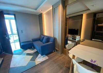 Brand new! Luxury 1 bedroom, beautifully furnished condo in the Night Bazaar Chiang Mai.