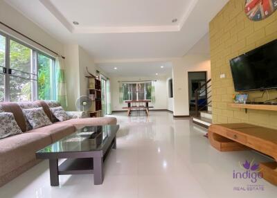 Lovely 3 bedroom well-maintained house in a family friendly community in San Kamphaeng