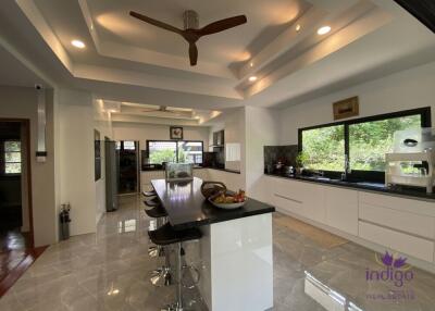 Splendid 5 rai property with an amazing 4 bedroom home, salt water pool and lake Doi Saket Chiangmai